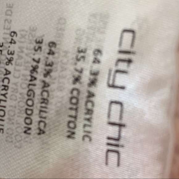 City Chic Jumper Eyelet Sweater Size L - Picture 6 of 7